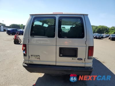Zdjęcie 6 z 13 samochodu: 2012 FORD ECONOLINE E250 VAN VIN:1FTNE2EW7CDB39510 - miniatura