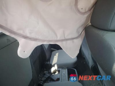 Zdjęcie 10 z 12 samochodu: 2022 TOYOTA TACOMA SR VIN:3TYRX5GN8NT066757 - miniatura