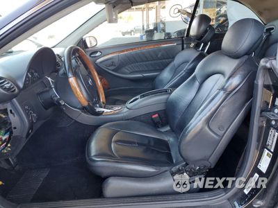 Zdjęcie 7 z 12 samochodu: 2009 MERCEDES-BENZ CLK 350 VIN:WDBTK56F19T108492 - miniatura