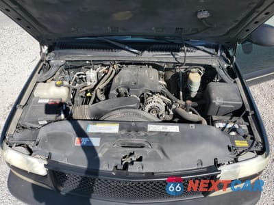 Zdjęcie 12 z 15 samochodu: 2001 CHEVROLET SUBURBAN K2500 VIN:3GNGK26G91G1Y4912 - miniatura