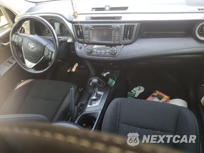 Zdjęcie 8 z 13 samochodu: 2018 TOYOTA RAV4 ADVENTURE VIN:JTMWFREV7JD130465 - miniatura