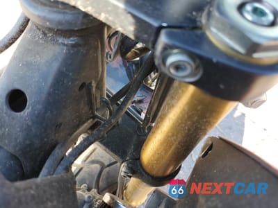 Zdjęcie 9 z 10 samochodu: 2015 HONDA GROM 125 VIN:MLHJC6119F5103738 - miniatura