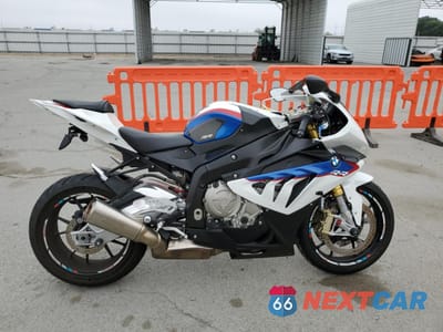 2014 BMW S 1000 RR WB1053409EZL19166 - główne zdjęcie licytacji z USA - miniatura