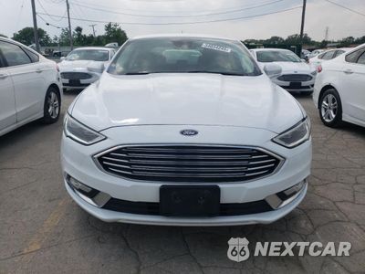 Piąte zdjęcie samochodu w środku: 2017 FORD FUSION SE HYBRID VIN:3FA6P0LU1HR410067 - miniatura