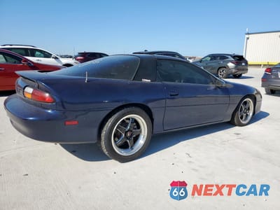 Trzecie zdjęcie samochodu z tyłu: 2002 CHEVROLET CAMARO Z28 VIN:2G1FP22G022157193 - miniatura