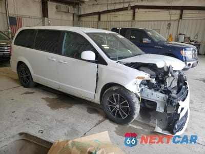 Czwarte zdjęcie samochodu z boku: 2018 DODGE GRAND CARAVAN SE VIN:2C4RDGBG4JR200580 - miniatura