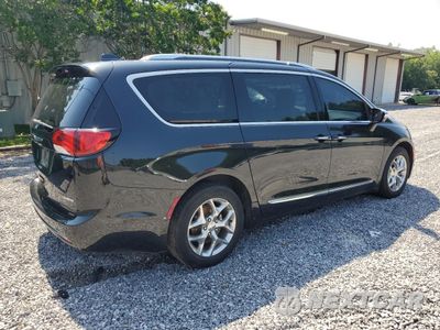 Trzecie zdjęcie samochodu z tyłu: 2017 CHRYSLER PACIFICA LIMITED VIN:2C4RC1GG2HR528325 - miniatura