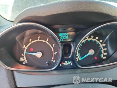 Zdjęcie 9 z 12 samochodu: 2014 FORD FIESTA SE VIN:3FADP4EJ3EM185760 - miniatura
