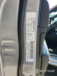 Zdjęcie 13 z 15 samochodu: 2014 JEEP GRAND CHEROKEE OVERLAND VIN:1C4RJFCG0EC386442 - miniatura