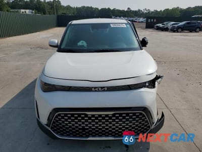 Piąte zdjęcie samochodu w środku: 2024 KIA SOUL EX VIN:KNDJ33AU6R7901666 - miniatura