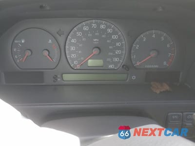 Zdjęcie 9 z 13 samochodu: 1999 VOLVO S70 GLT VIN:YV1LS56D1X1605187 - miniatura