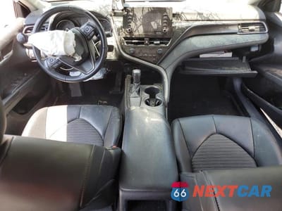 Zdjęcie 8 z 13 samochodu: 2021 TOYOTA CAMRY SE VIN:4T1G11AK6MU481044 - miniatura