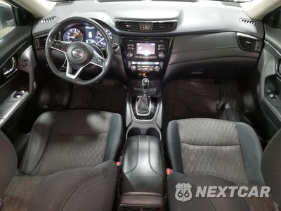 Zdjęcie 8 z 15 samochodu: 2017 NISSAN ROGUE SV VIN:5N1AT2MV4HC844982 - miniatura