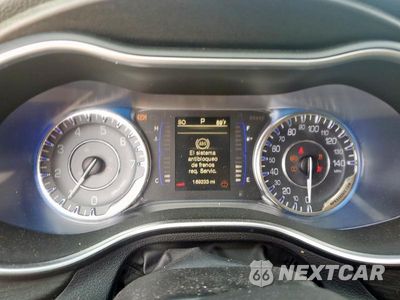 Zdjęcie 9 z 12 samochodu: 2015 CHRYSLER 200 LIMITED VIN:1C3CCCAB3FN749395 - miniatura
