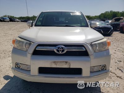 Piąte zdjęcie samochodu w środku: 2013 TOYOTA 4RUNNER SR5 VIN:JTEBU5JR7D5149629 - miniatura