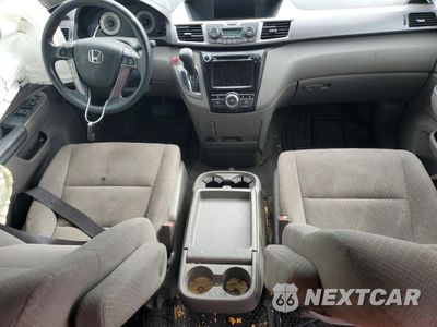 Zdjęcie 8 z 15 samochodu: 2014 HONDA ODYSSEY EX VIN:5FNRL5H49EB121329 - miniatura