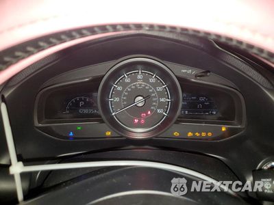 Zdjęcie 9 z 12 samochodu: 2018 MAZDA 3 TOURING VIN:3MZBN1V3XJM216470 - miniatura
