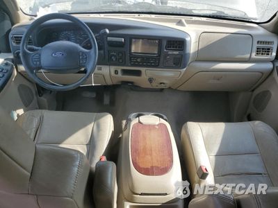 Zdjęcie 8 z 15 samochodu: 2005 FORD EXCURSION LIMITED VIN:1FMSU43P65EB45031 - miniatura