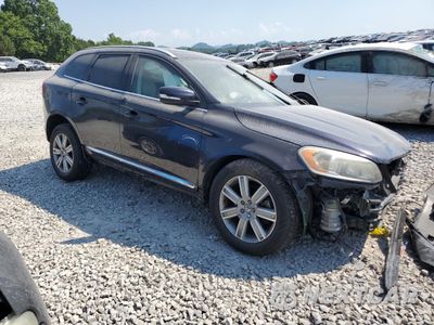 Czwarte zdjęcie samochodu z boku: 2016 VOLVO XC60 T6 PREMIER VIN:YV4902RK3G2833813 - miniatura