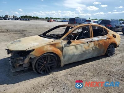 2025 TOYOTA CAMRY XLE 4T1DAACK0SU558844 - główne zdjęcie licytacji z USA - miniatura