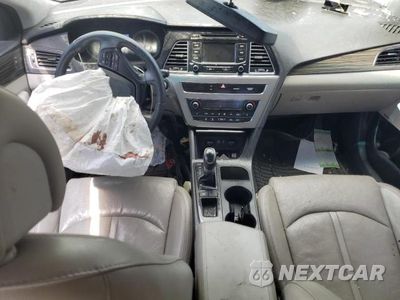 Zdjęcie 8 z 12 samochodu: 2015 HYUNDAI SONATA SPORT VIN:5NPE34AF5FH037192 - miniatura