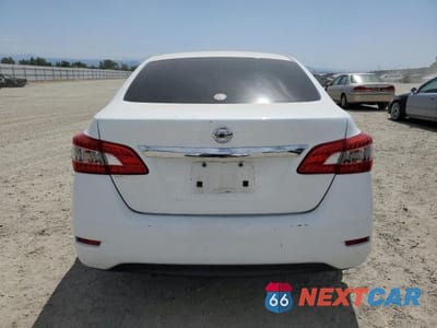 Zdjęcie 6 z 12 samochodu: 2015 NISSAN SENTRA S VIN:3N1AB7AP2FY271811 - miniatura