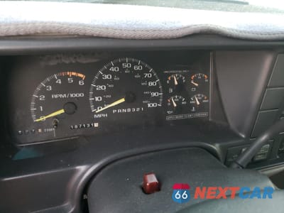 Zdjęcie 9 z 13 samochodu: 1996 GMC SUBURBAN K2500 VIN:1GKGK26J0TJ714332 - miniatura