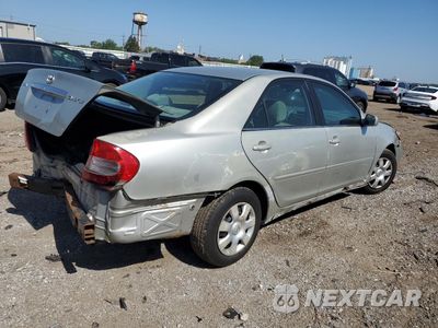 Trzecie zdjęcie samochodu z tyłu: 2002 TOYOTA CAMRY LE VIN:4T1BE32K52U550537 - miniatura