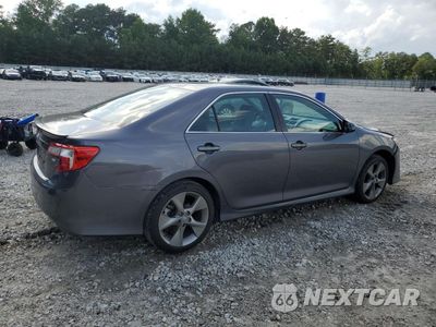 Trzecie zdjęcie samochodu z tyłu: 2014 TOYOTA CAMRY L VIN:4T1BF1FK5EU816557 - miniatura