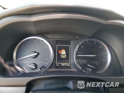 Zdjęcie 9 z 16 samochodu: 2018 TOYOTA HIGHLANDER SE VIN:5TDJZRFH0JS554102 - miniatura