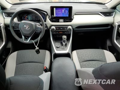 Zdjęcie 8 z 15 samochodu: 2024 TOYOTA RAV4 XLE VIN:4T3RWRFV5RU128739 - miniatura