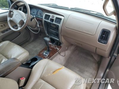 Zdjęcie 8 z 13 samochodu: 2001 TOYOTA 4RUNNER LIMITED VIN:JT3GN87R510196753 - miniatura