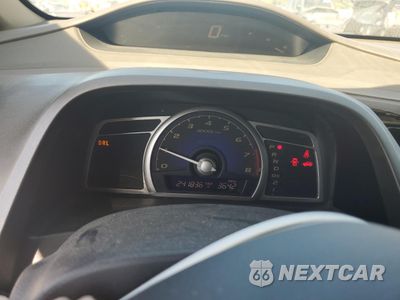Zdjęcie 9 z 14 samochodu: 2006 HONDA CIVIC EX VIN:JHMFA16806S012655 - miniatura