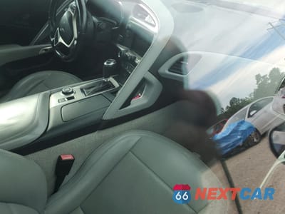 Zdjęcie 9 z 13 samochodu: 2015 CHEVROLET CORVETTE STINGRAY 3LT VIN:1G1YF3D70F5108861 - miniatura