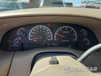 Zdjęcie 9 z 13 samochodu: 2002 FORD EXPEDITION XLT VIN:1FMRU15W52LA55832 - miniatura