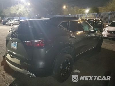 Trzecie zdjęcie samochodu z tyłu: 2020 CHEVROLET BLAZER 2LT VIN:3GNKBHRS8LS618077 - miniatura