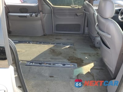 Zdjęcie 11 z 13 samochodu: 2000 DODGE GRAND CARAVAN ES VIN:1B4GP74L3YB684949 - miniatura