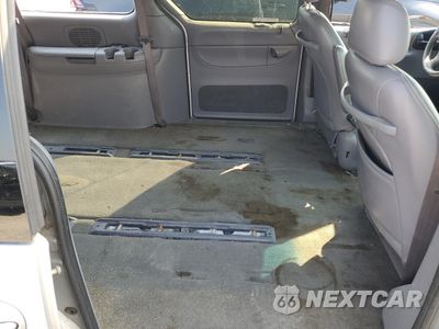 Zdjęcie 11 z 13 samochodu: 2000 DODGE GRAND CARAVAN ES VIN:1B4GP74L3YB684949 - miniatura
