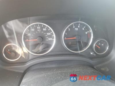 Zdjęcie 9 z 13 samochodu: 2012 JEEP PATRIOT LIMITED VIN:1C4NJPCB1CD687821 - miniatura