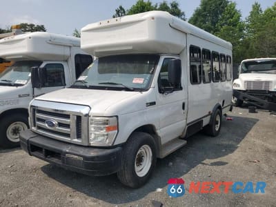 Drugie zdjęcie samochodu z przodu: 2017 FORD ECONOLINE E350 SUPER DUTY CUTAWAY VAN VIN:1FDEE3FS6HDC41594 - miniatura