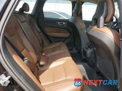 Zdjęcie 11 z 14 samochodu: 2018 VOLVO XC60 T5 INSCRIPTION VIN:YV4102RL8J1006277 - miniatura