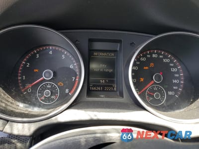 Zdjęcie 9 z 13 samochodu: 2013 VOLKSWAGEN GTI VIN:WVWHD7AJ2DW135815 - miniatura