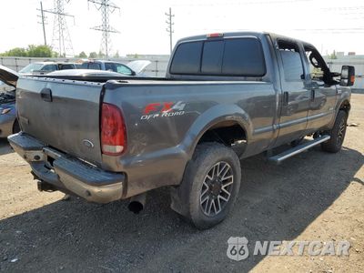 Trzecie zdjęcie samochodu z tyłu: 2006 FORD F350 SRW SUPER DUTY VIN:1FTWW31P56ED12526 - miniatura