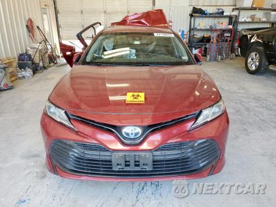 Piąte zdjęcie samochodu w środku: 2018 TOYOTA CAMRY LE VIN:4T1B31HK6JU501170 - miniatura