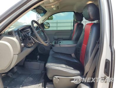 Zdjęcie 7 z 12 samochodu: 2008 CHEVROLET SILVERADO K2500 HEAVY DUTY VIN:1GCHK29K28E203077 - miniatura