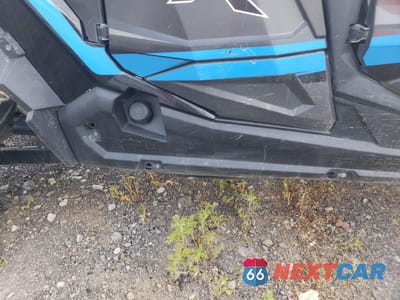 Zdjęcie 9 z 11 samochodu: 2023 POLARIS RZR XP 4 1000 PREMIUM VIN:3NSN4K990PH351948 - miniatura