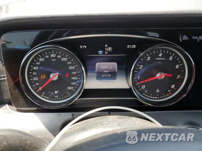 Zdjęcie 9 z 13 samochodu: 2017 MERCEDES-BENZ E 300 4MATIC VIN:WDDZF4KBXHA091396 - miniatura