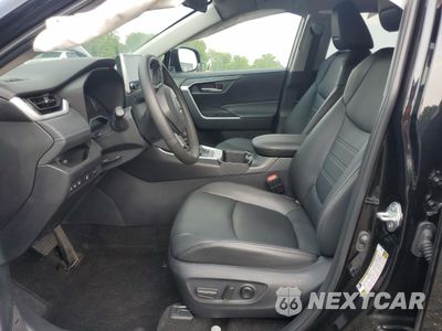 Zdjęcie 7 z 15 samochodu: 2024 TOYOTA RAV4 XLE PREMIUM VIN:2T3B6RFV5RW074585 - miniatura