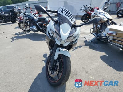 Drugie zdjęcie samochodu z przodu: 2023 KAWASAKI EX650 R VIN:ML5EXER12PDA90780 - miniatura