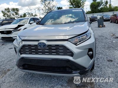 Piąte zdjęcie samochodu w środku: 2021 TOYOTA RAV4 XSE VIN:2T3E6RFVXMW020561 - miniatura